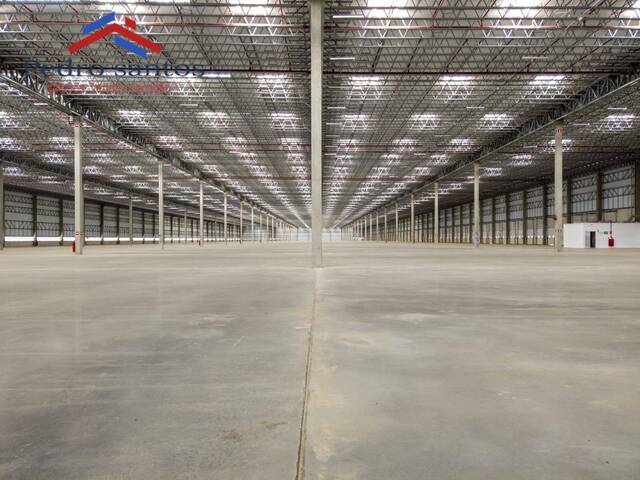 #23 - Garagem para Locação em Itapecerica da Serra - SP